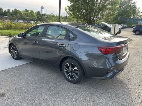 Certified 2023 Kia Forte LXS w/ LXS Technology Package FWD image 4