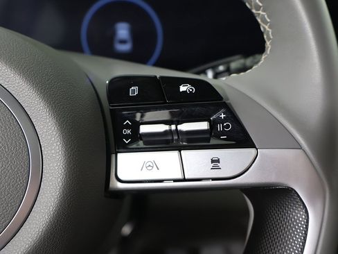 Used 2025 Hyundai Elantra SEL image 43