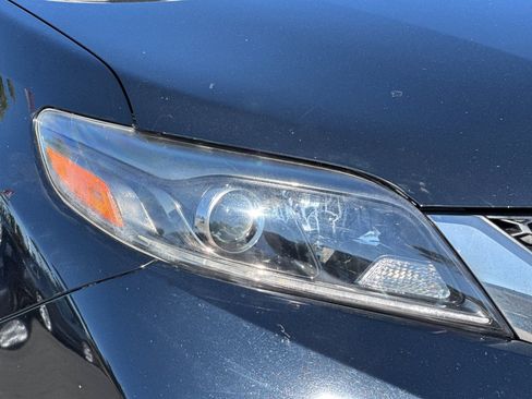 Used 2017 Toyota Sienna SE FWD image 12