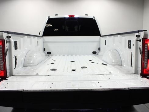 Used 2024 Ford F350 Lariat w/ Lariat Ultimate Package image 14