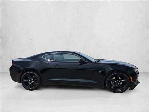 Used 2017 Chevrolet Camaro LT w/ RS Package RWD image 4