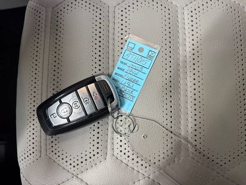 Used 2023 Ford Escape Platinum w/ Premium Technology Package AWD/4WD image 32