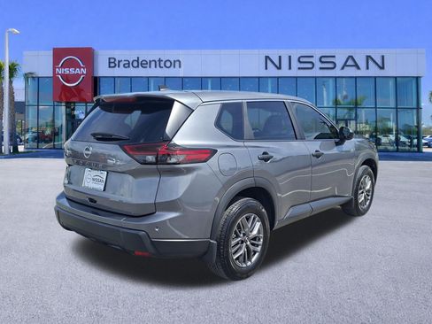 Certified 2025 Nissan Rogue S FWD image 5