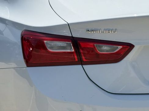 Used 2024 Chevrolet Malibu LT FWD image 6