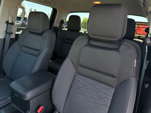 Certified 2023 Nissan Frontier SV w/ SV Convenience Package image 17