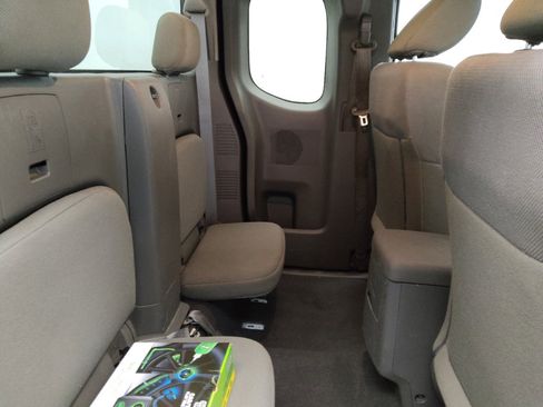 Used 2019 Nissan Frontier S image 19