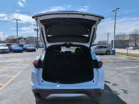 Used 2022 Alfa Romeo Stelvio Ti image 18