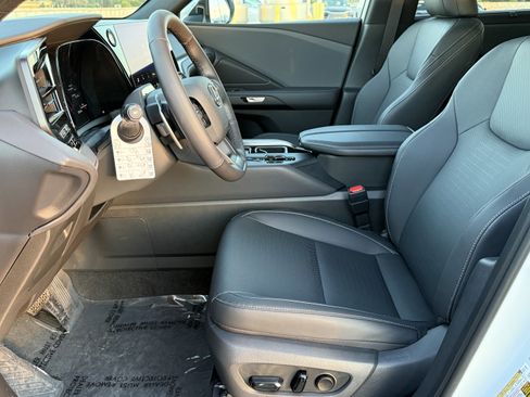 New 2026 Lexus TX 350 FWD image 18