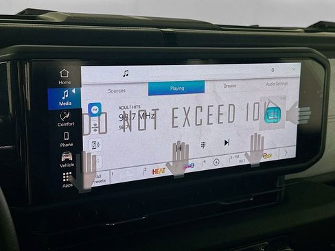 New 2026 Jeep Gladiator Sport image 13