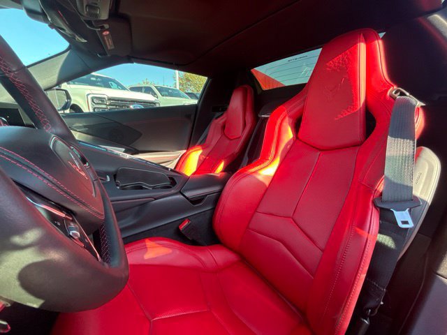 Used 2025 Chevrolet Corvette Stingray Convertible w/ 1LT RWD image 7