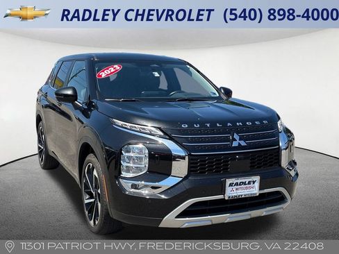 Used 2023 Mitsubishi Outlander SE AWD/4WD image 25