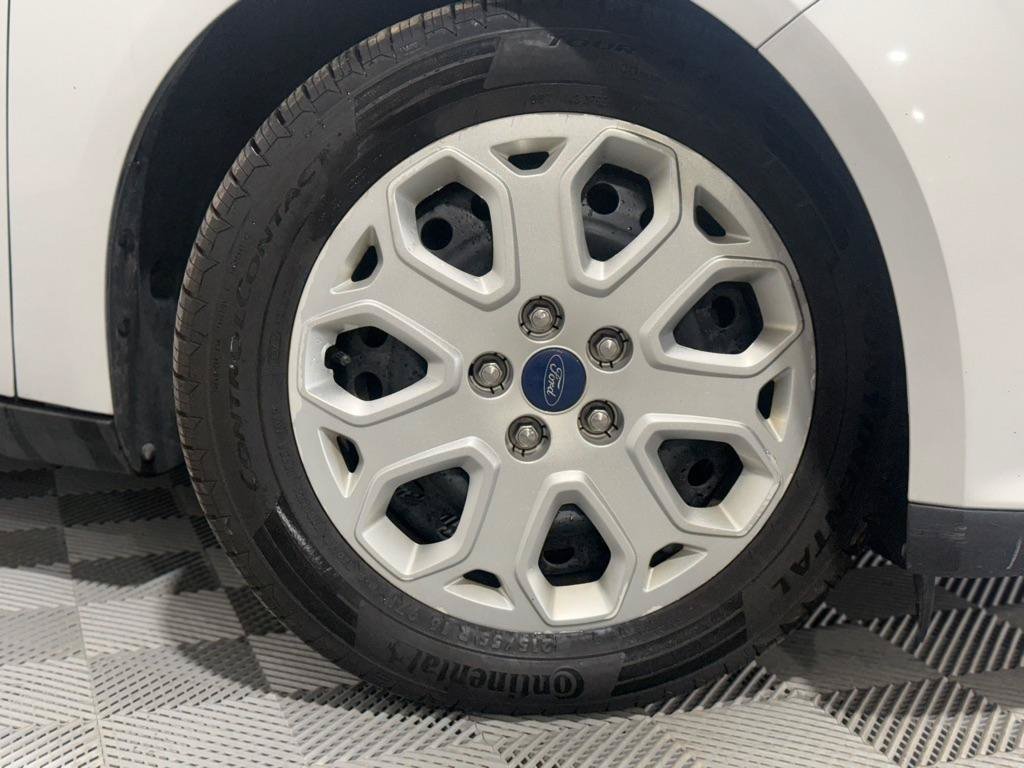 Used 2012 Ford Focus SE FWD image 36