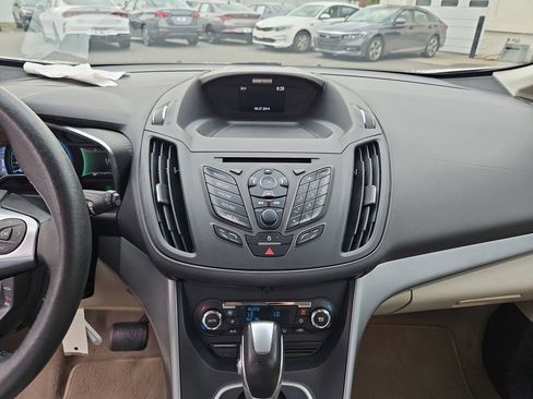 Used 2014 Ford C-MAX SE image 16