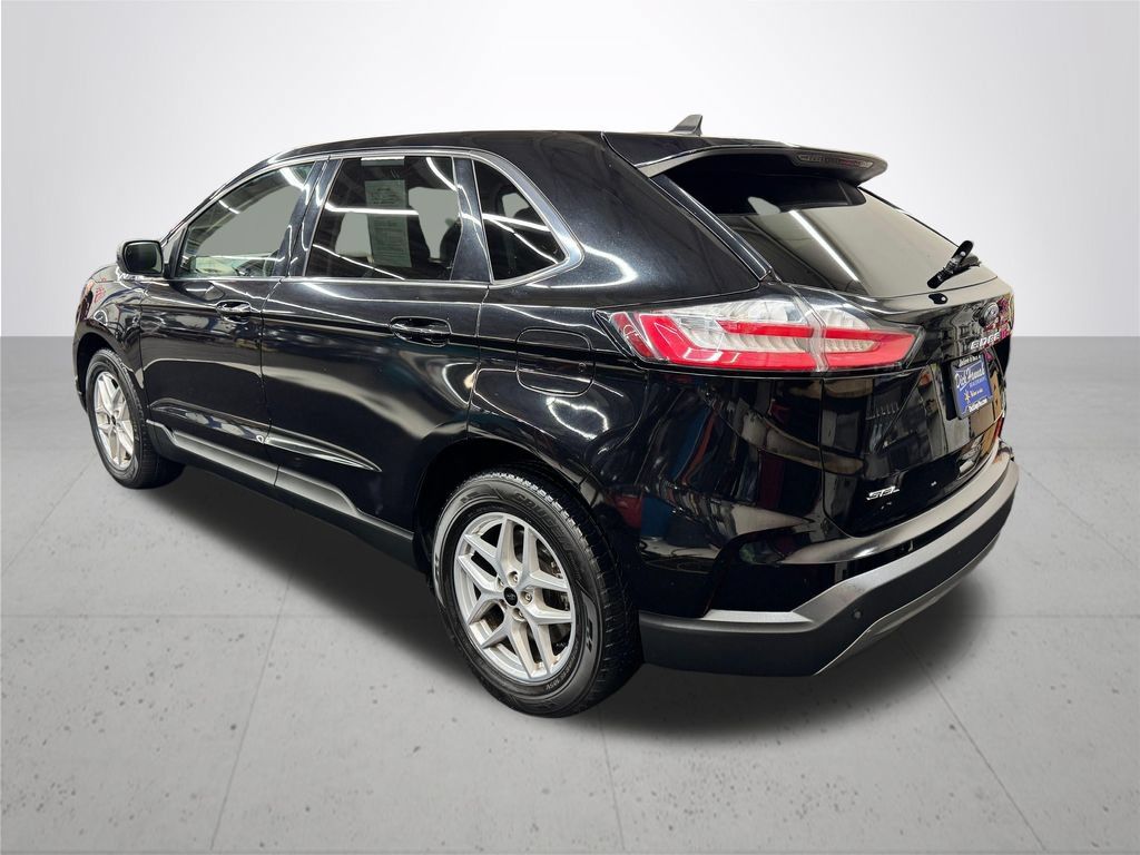 Used 2023 Ford Edge SEL AWD/4WD image 4