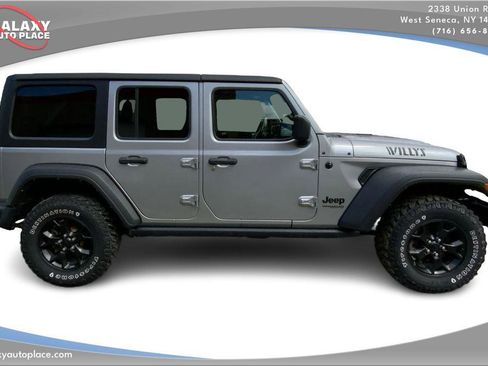 Used 2021 Jeep Wrangler Unlimited Sport AWD/4WD image 4