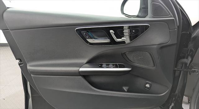 Used 2025 Mercedes-Benz C 300 Sedan image 13