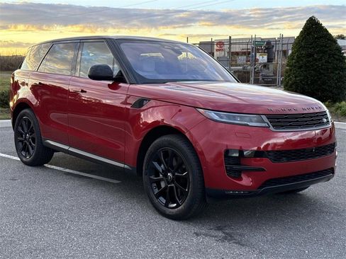 Used 2023 Land Rover Range Rover Sport SE image 7