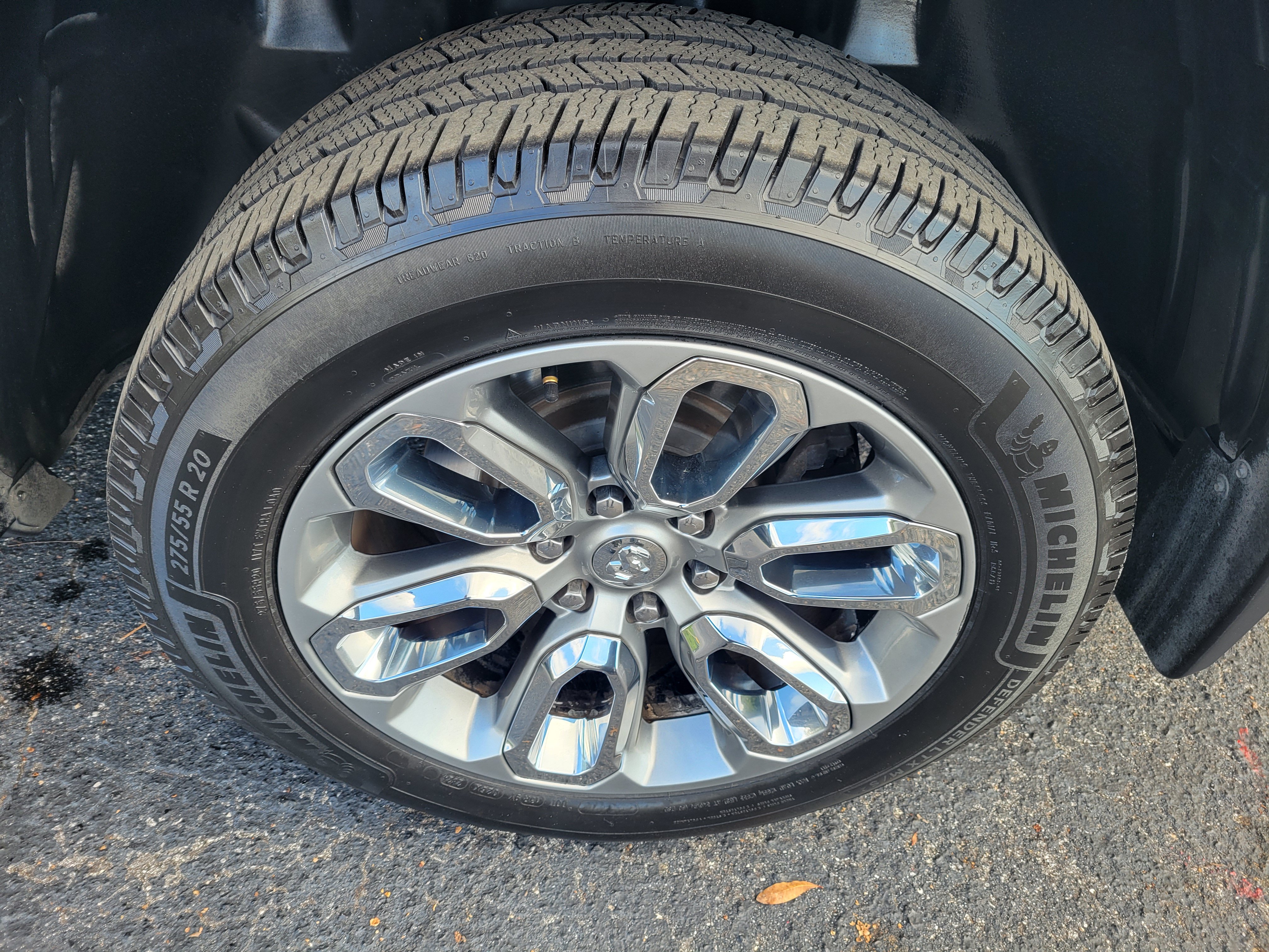 Used 2021 RAM 1500 Laramie w/ Sport Appearance Package AWD/4WD image 39