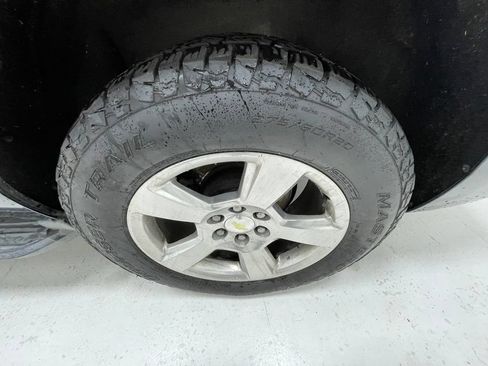 Used 2015 Chevrolet Tahoe LT w/ Max Trailering Package AWD/4WD image 10