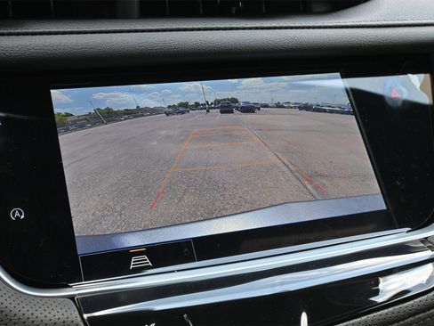 New 2025 Cadillac XT5 Luxury image 13