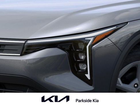 New 2025 Kia K4 LXS image 10