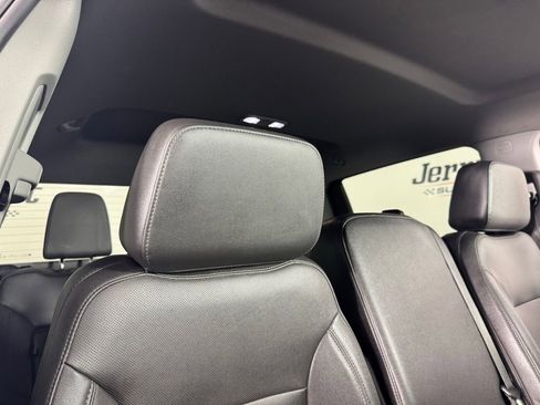 Used 2023 Chevrolet Silverado 2500 LTZ image 32