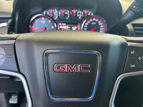 Used 2015 GMC Yukon SLE w/ Convenience Package RWD image 22