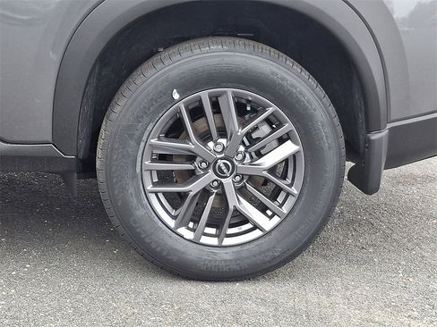 New 2026 Nissan Rogue S image 6