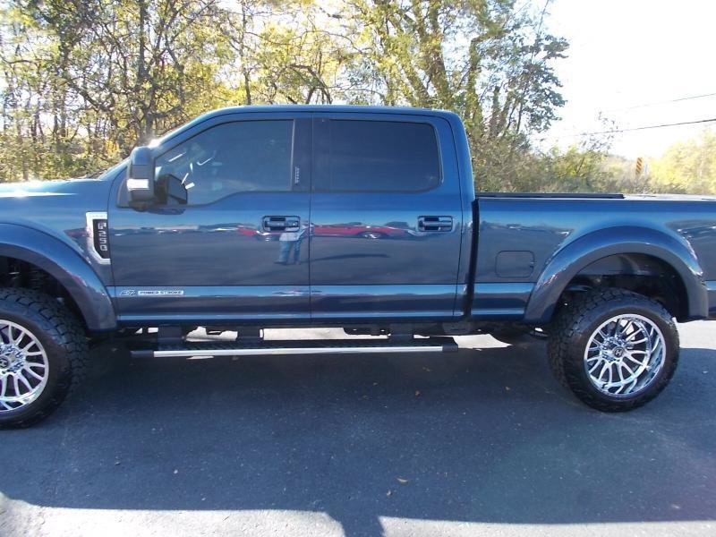 Used 2017 Ford F250 Lariat w/ Lariat Ultimate Package AWD/4WD image 6