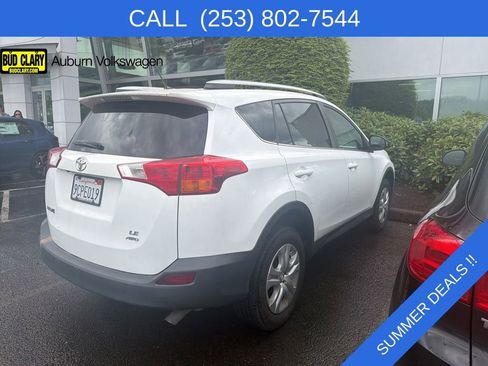 Used 2015 Toyota RAV4 LE AWD/4WD image 6