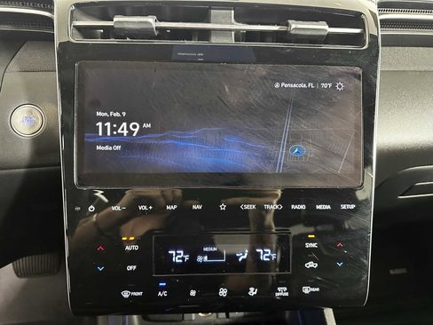 Used 2022 Hyundai Santa Cruz Limited w/ Cargo Package image 16