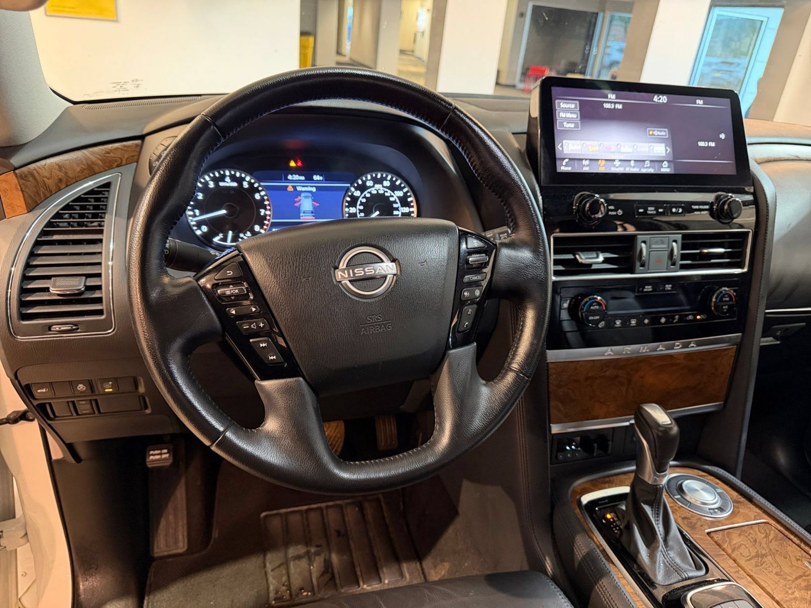 Used 2024 Nissan Armada SL RWD image 28