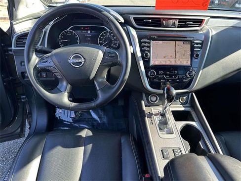 Used 2023 Nissan Murano SL w/ SL Moonroof Package image 2