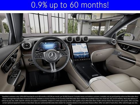 Used 2026 Mercedes-Benz GLC 300 4MATIC image 3