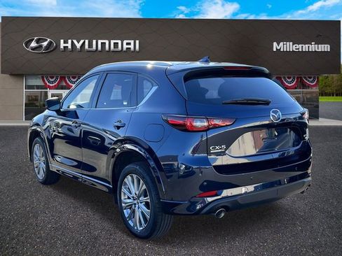 Used 2023 MAZDA CX-5 Signature image 5