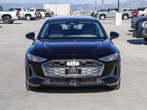 Used 2025 Audi A5 2.0T Premium image 2