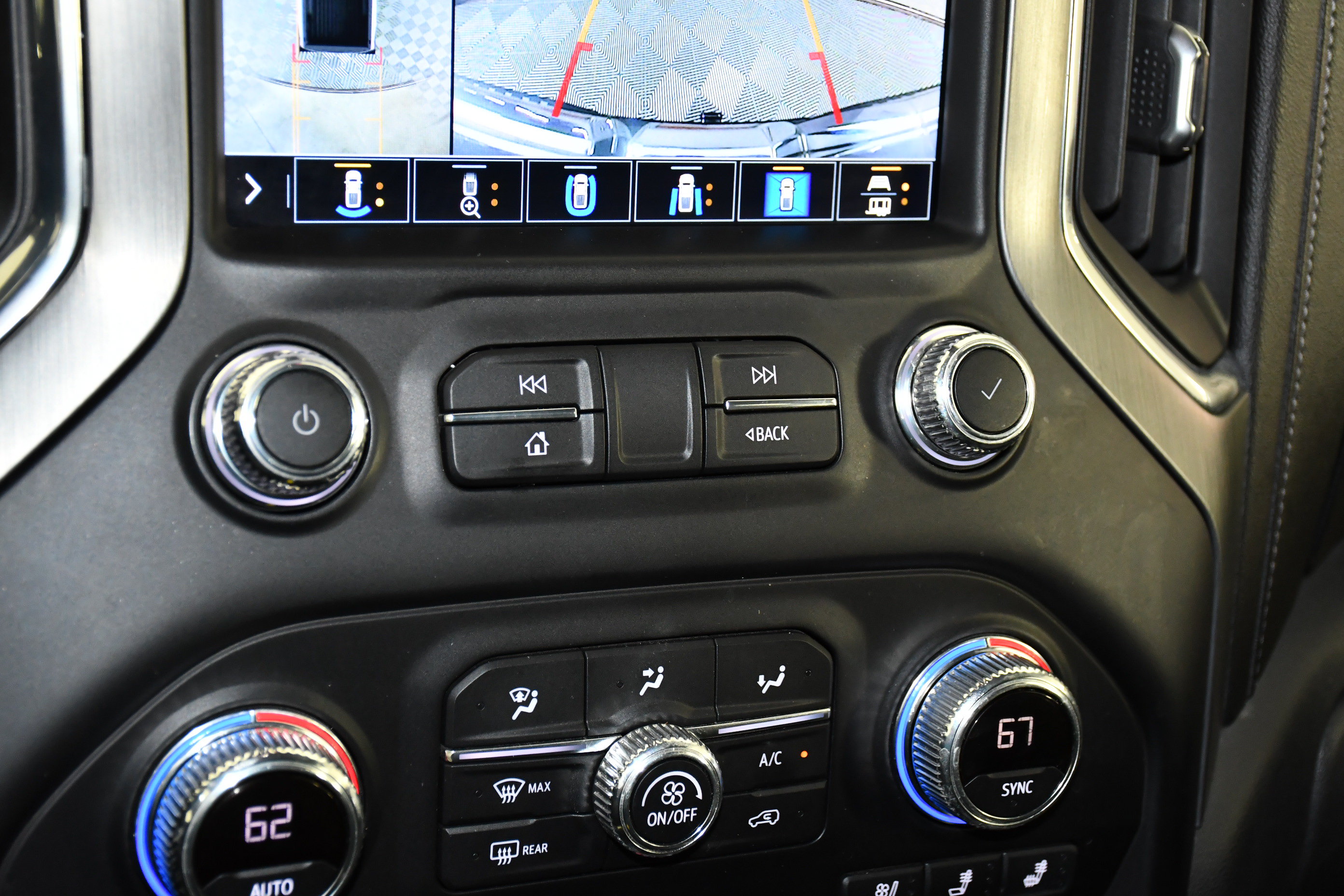 Used 2021 GMC Sierra 1500 Denali w/ Technology Package AWD/4WD image 29