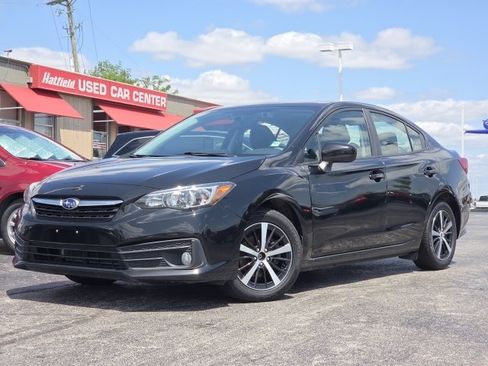 Used 2021 Subaru Impreza 2.0i Premium w/ Popular Package #3 AWD/4WD image 2