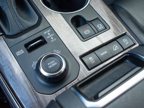 Used 2022 Toyota Highlander Platinum image 31