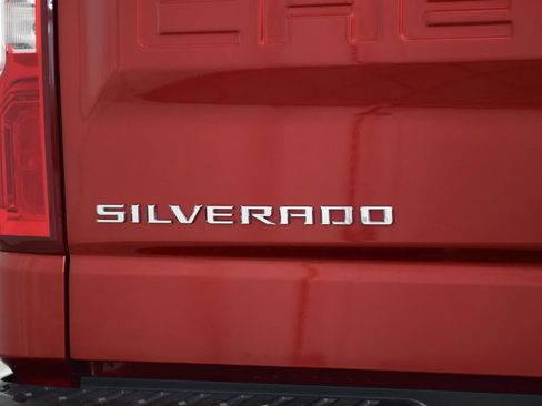 Used 2023 Chevrolet Silverado 1500 LT Trail Boss AWD/4WD image 24