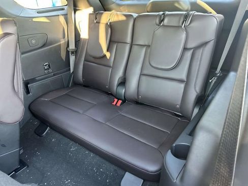 New 2026 Ford Explorer Platinum image 21