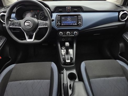 Used 2025 Nissan Versa SV FWD image 9