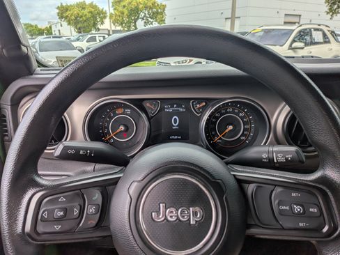 Used 2018 Jeep Wrangler Sport AWD/4WD image 23