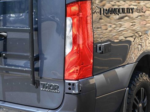 Used 2022 Mercedes-Benz Sprinter 2500 image 8
