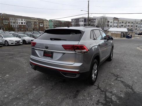 Used 2021 Volkswagen Atlas Cross Sport S image 6