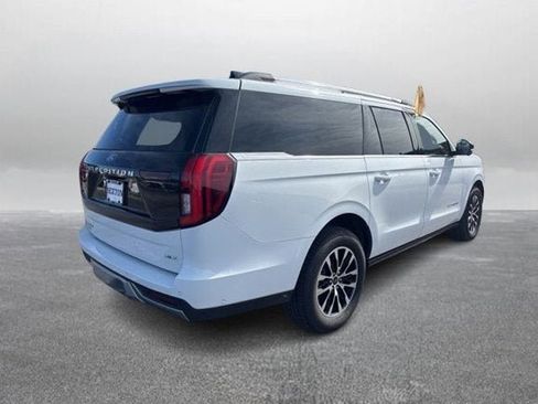 Certified 2025 Ford Expedition Max Platinum AWD/4WD image 7