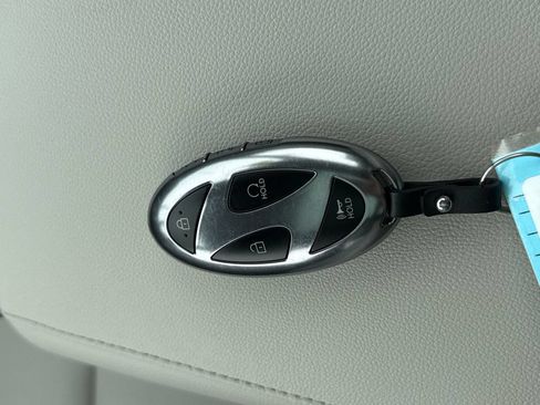 Used 2025 Hyundai Tucson Limited AWD/4WD image 29