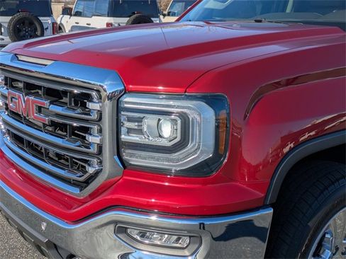 Used 2018 GMC Sierra 1500 SLT image 9