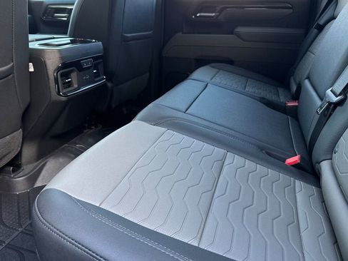 New 2026 Chevrolet Silverado 2500 ZR2 AWD/4WD image 12