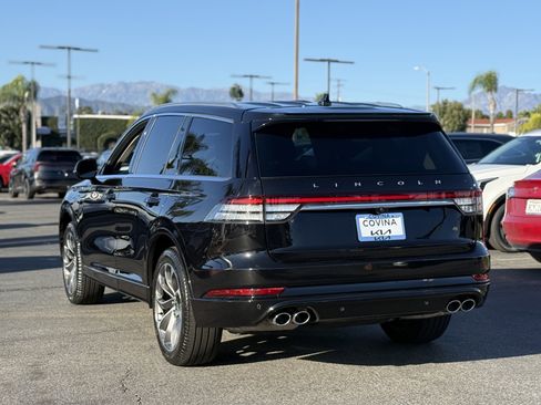 Used 2023 Lincoln Aviator Grand Touring w/ Elements Package Plus image 6